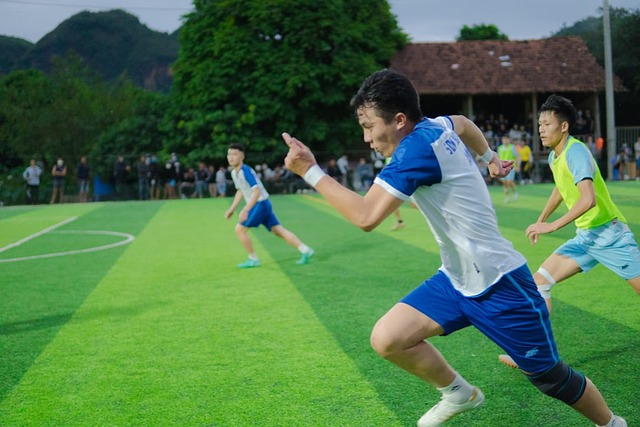 商业与体育 商业与体育