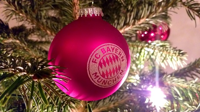 田径——南京室内世锦赛：杜普兰蒂斯获男子撑杆跳高冠军.